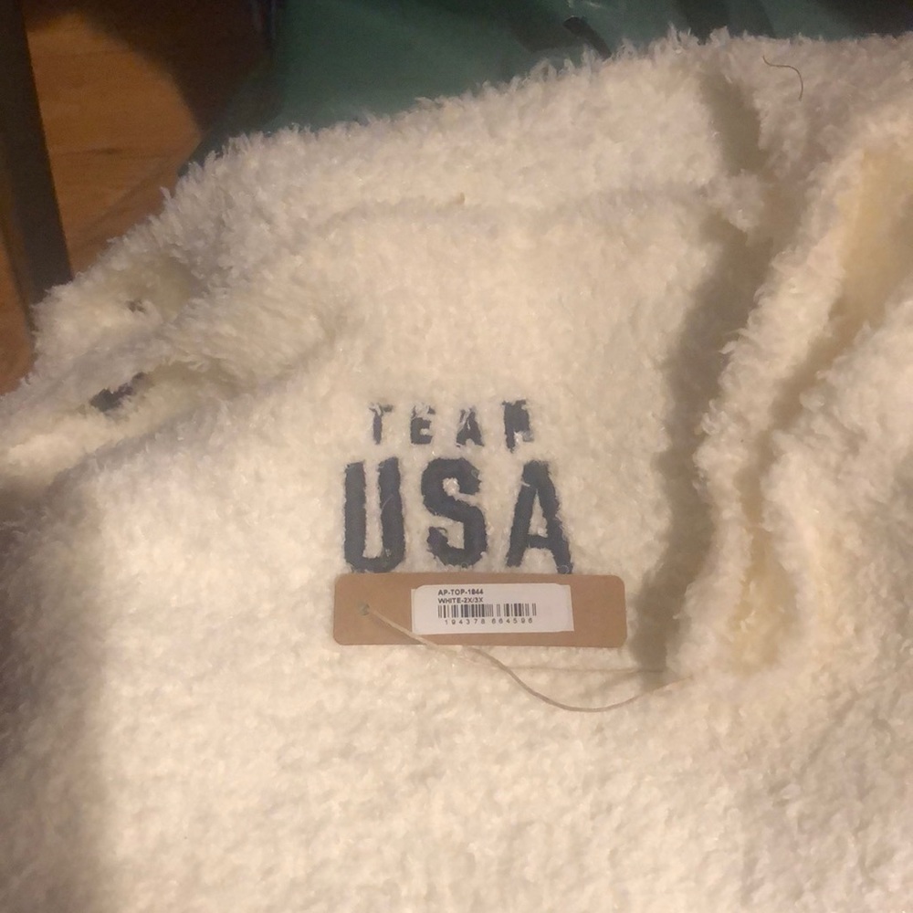 #272. NWT SKIMS Olympic Capsule USA Cozy Knit Tank - Picture 2 of 2